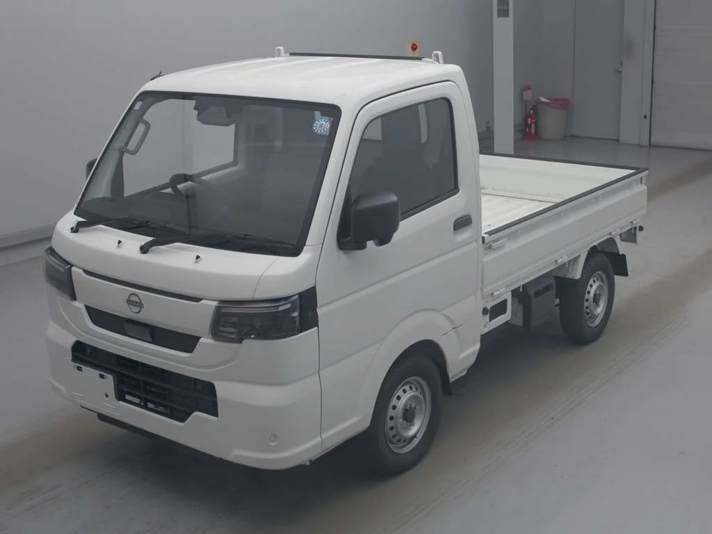 Nissan NT100 Clipper DR16T 2026
